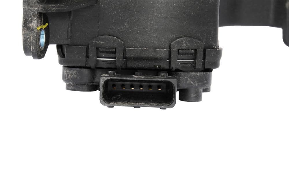 4-20844306 - Image 1