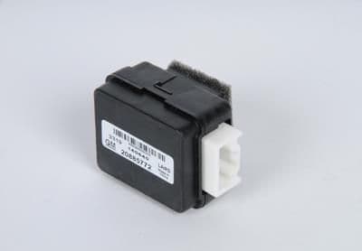 4-20885772 - Image 3