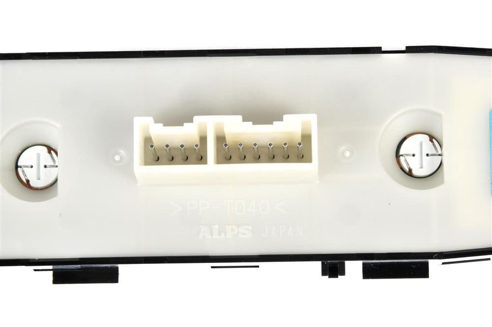 4-25743668 - Image 1