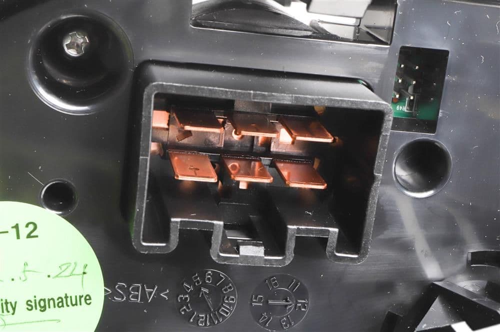 4-15-74694 - Image 3