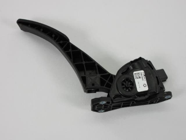 66-05281225AA - Image 1