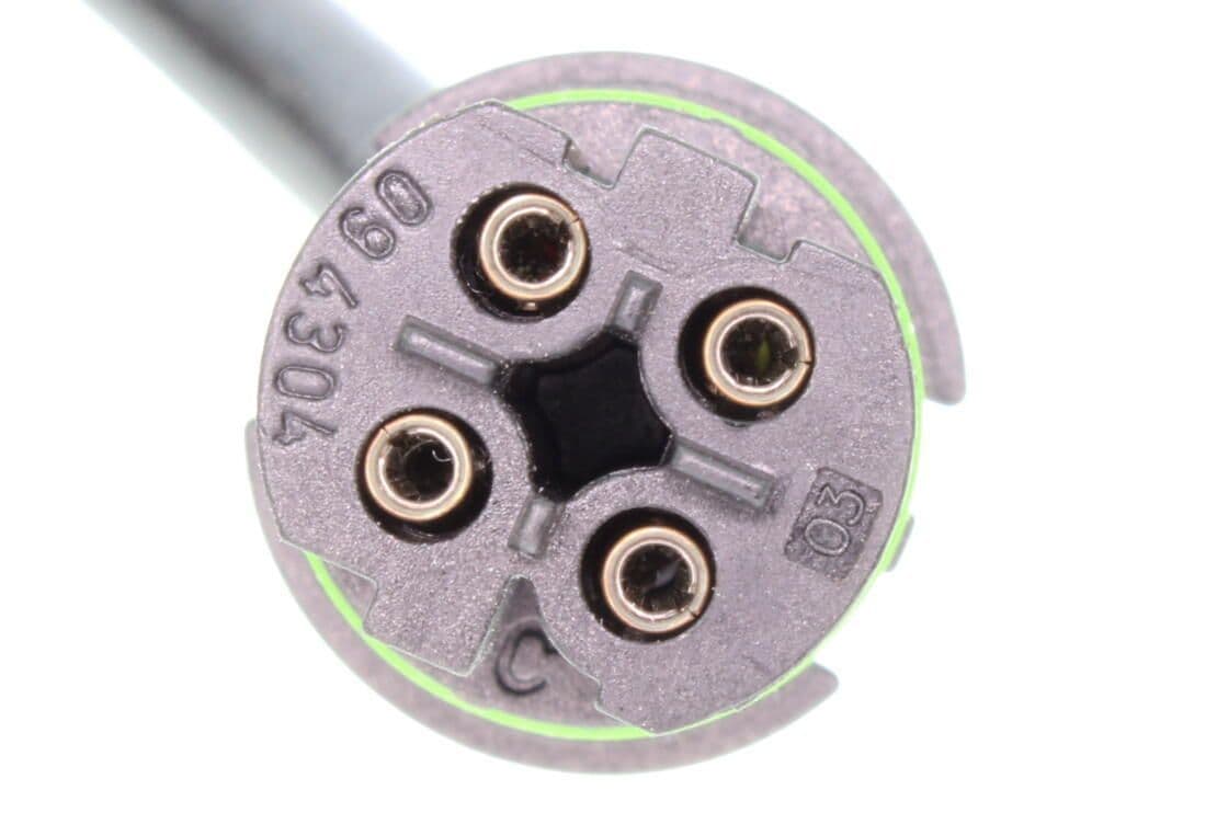 370-V20-76-0036 - Image 2