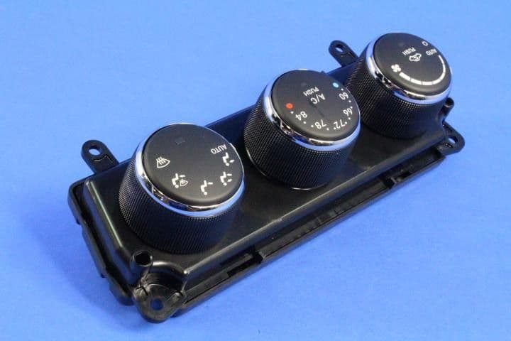 66-68197435AA - Image 4