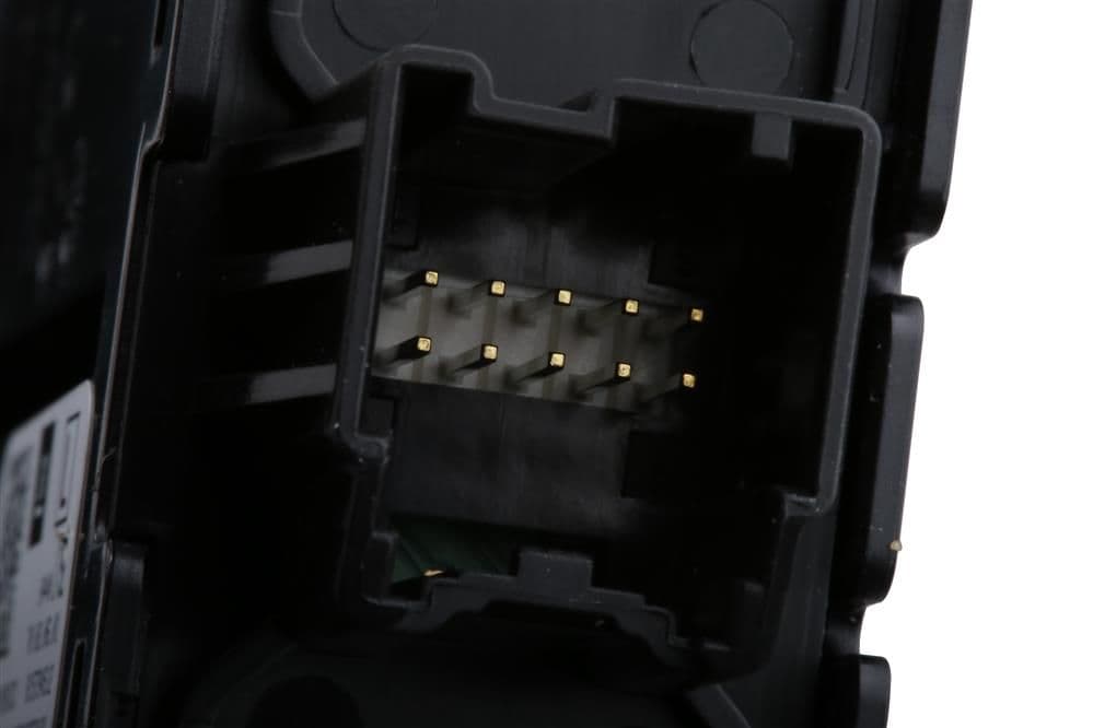 4-84401792 - Image 2