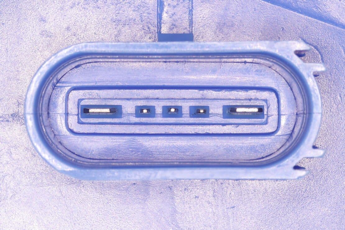 370-V10-09-1236 - Image 3