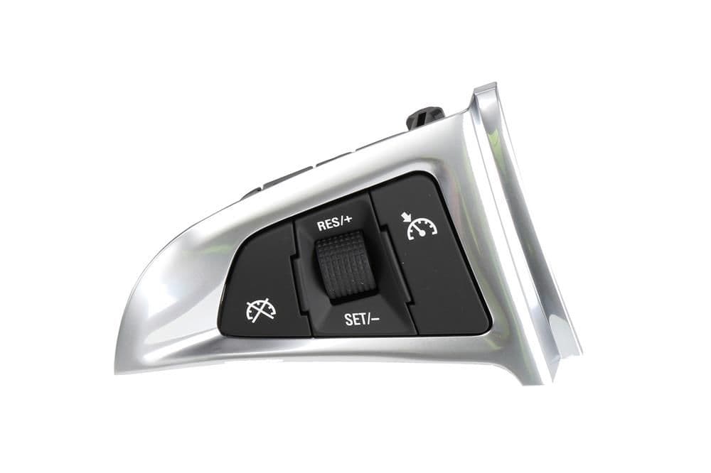 4-22937922 - Image 2