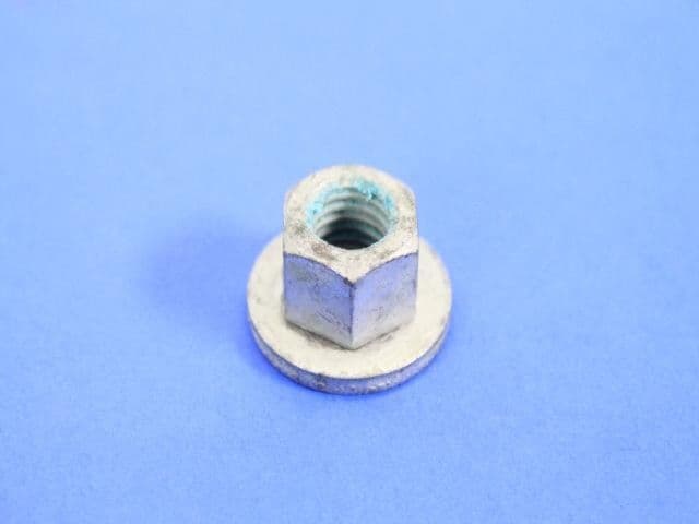 66-06504728 - Image 3