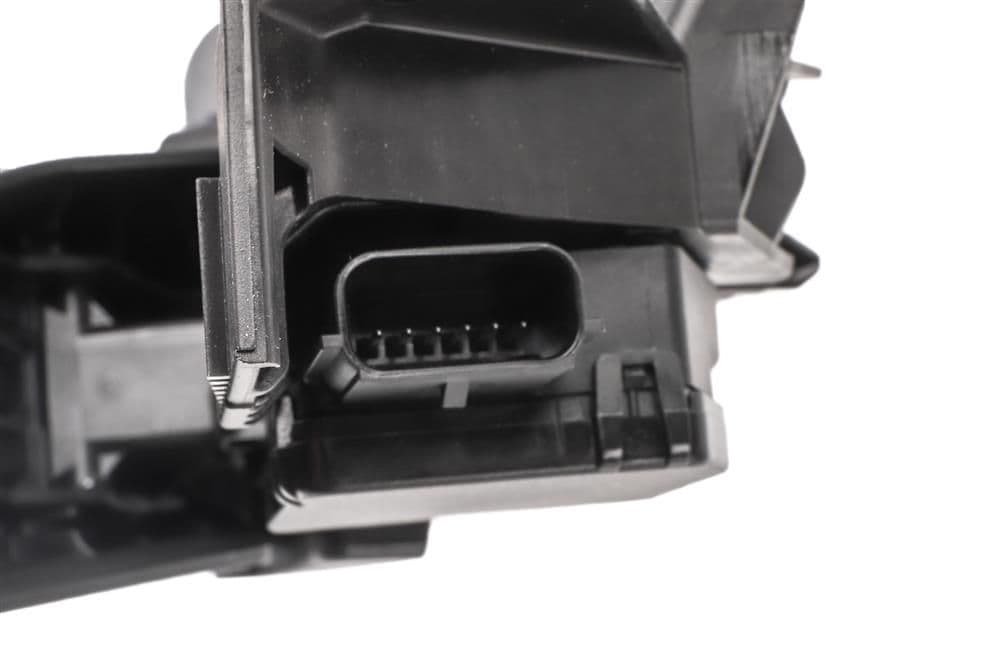 4-84960560 - Image 1