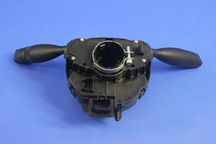 66-68141121AG - Image 1