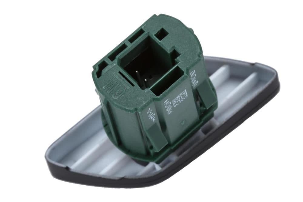 4-39021477 - Image 1