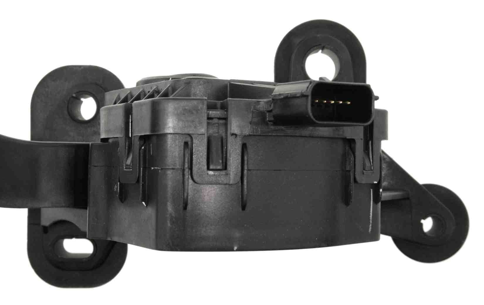 428-AD0079 - Image 4