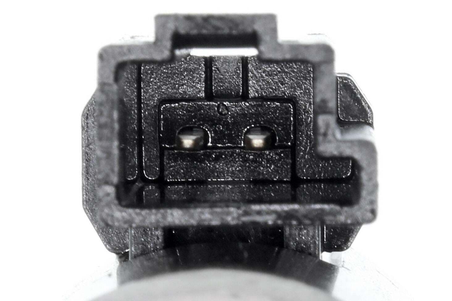 693-A70-77-2004 - Image 2