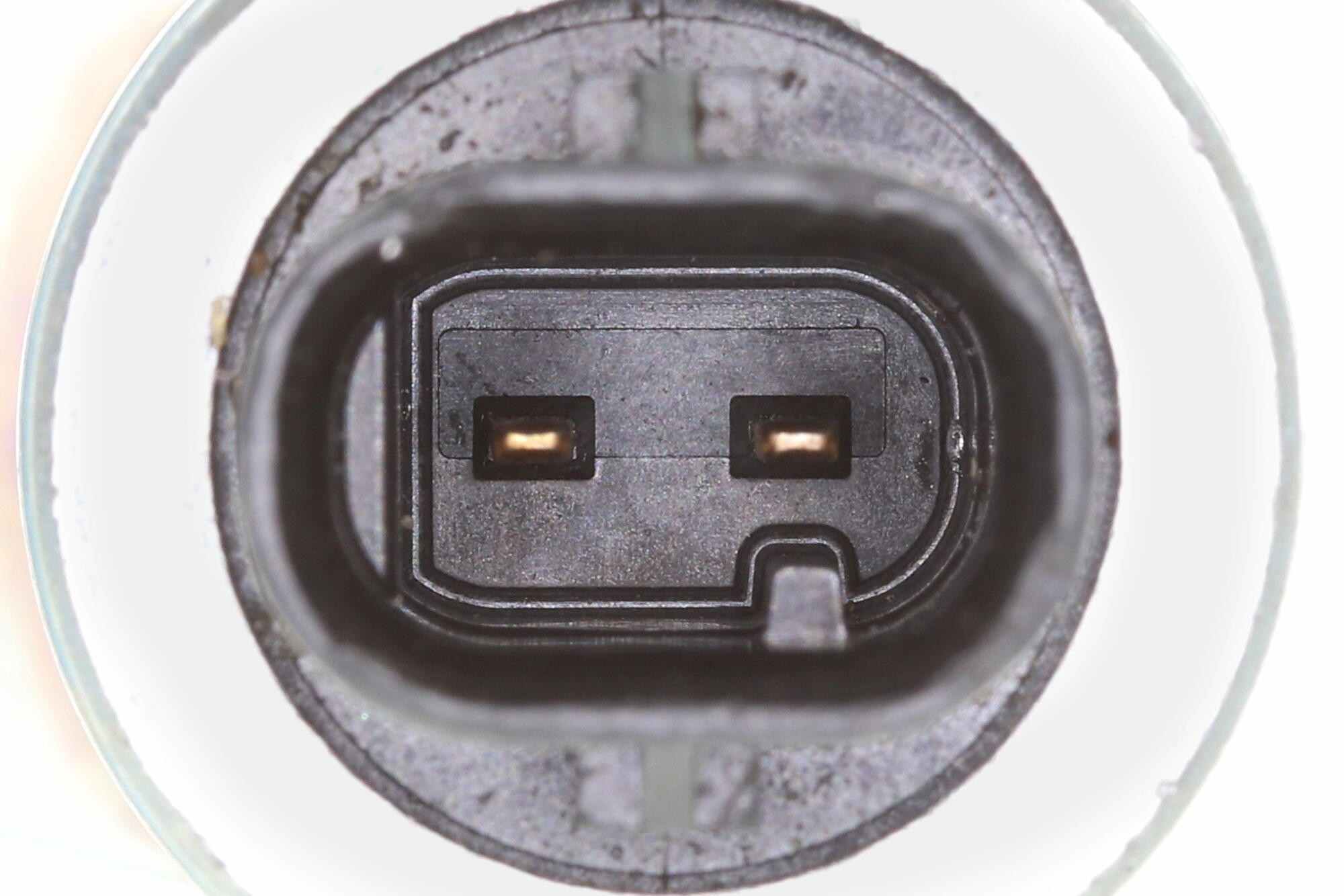 346-V10-7462 - Image 1