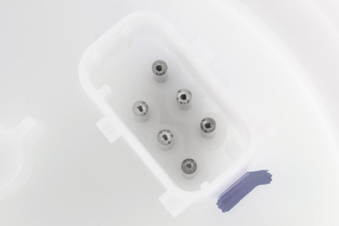 370-V20-09-0447 - Image 4