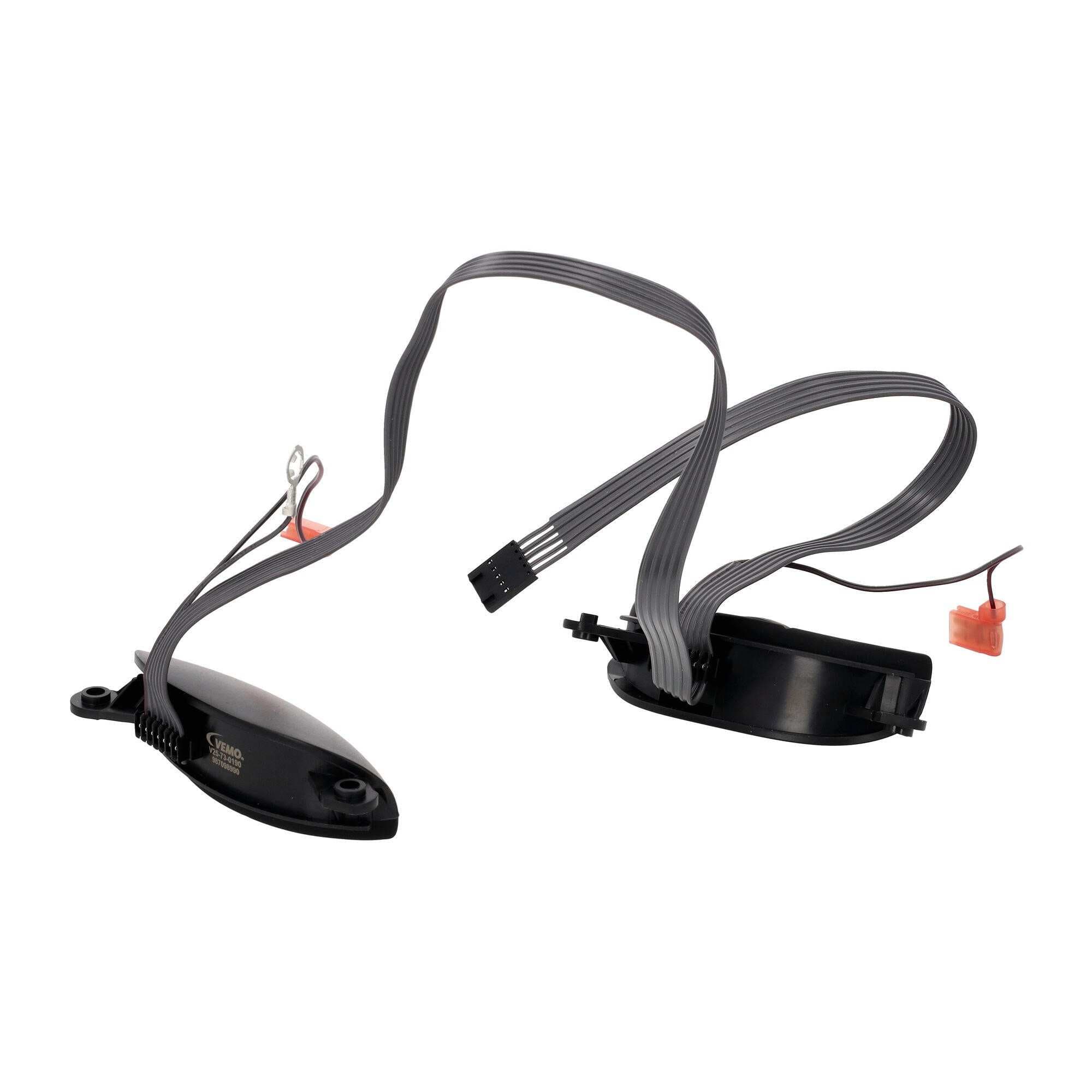 370-V25-73-0190 - Image 1