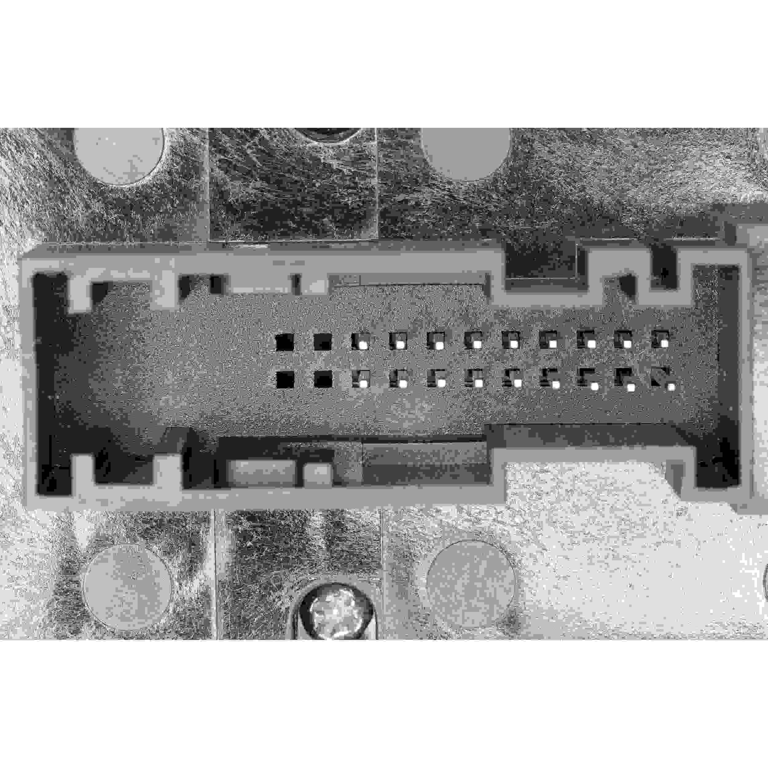 370-V40-73-0069 - Image 3