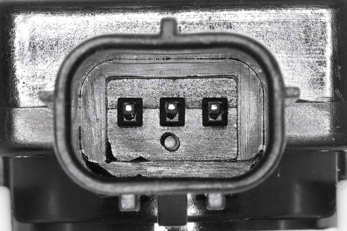 370-V70-72-0368 - Image 3